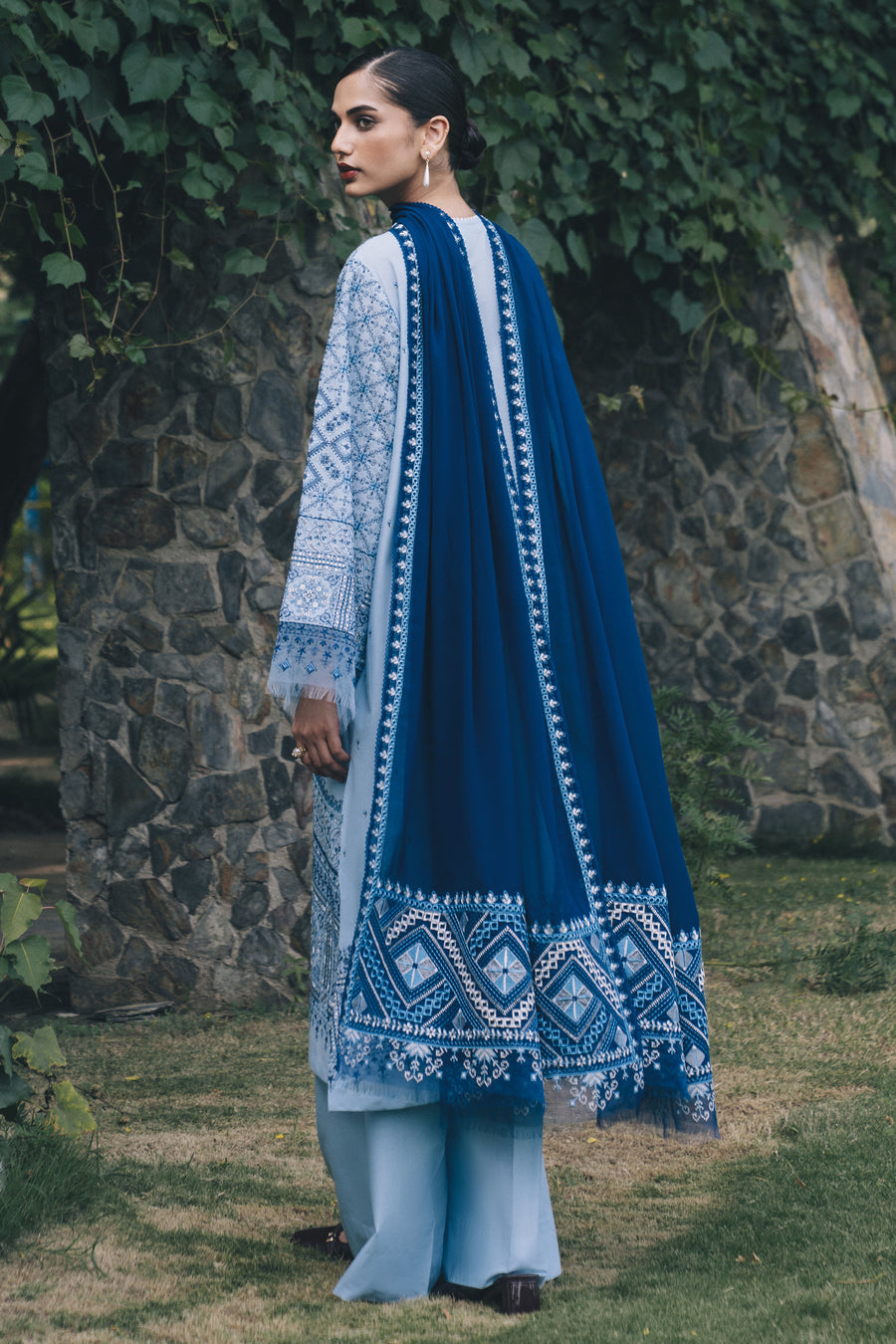 Retail Price: 25,998/-PKR