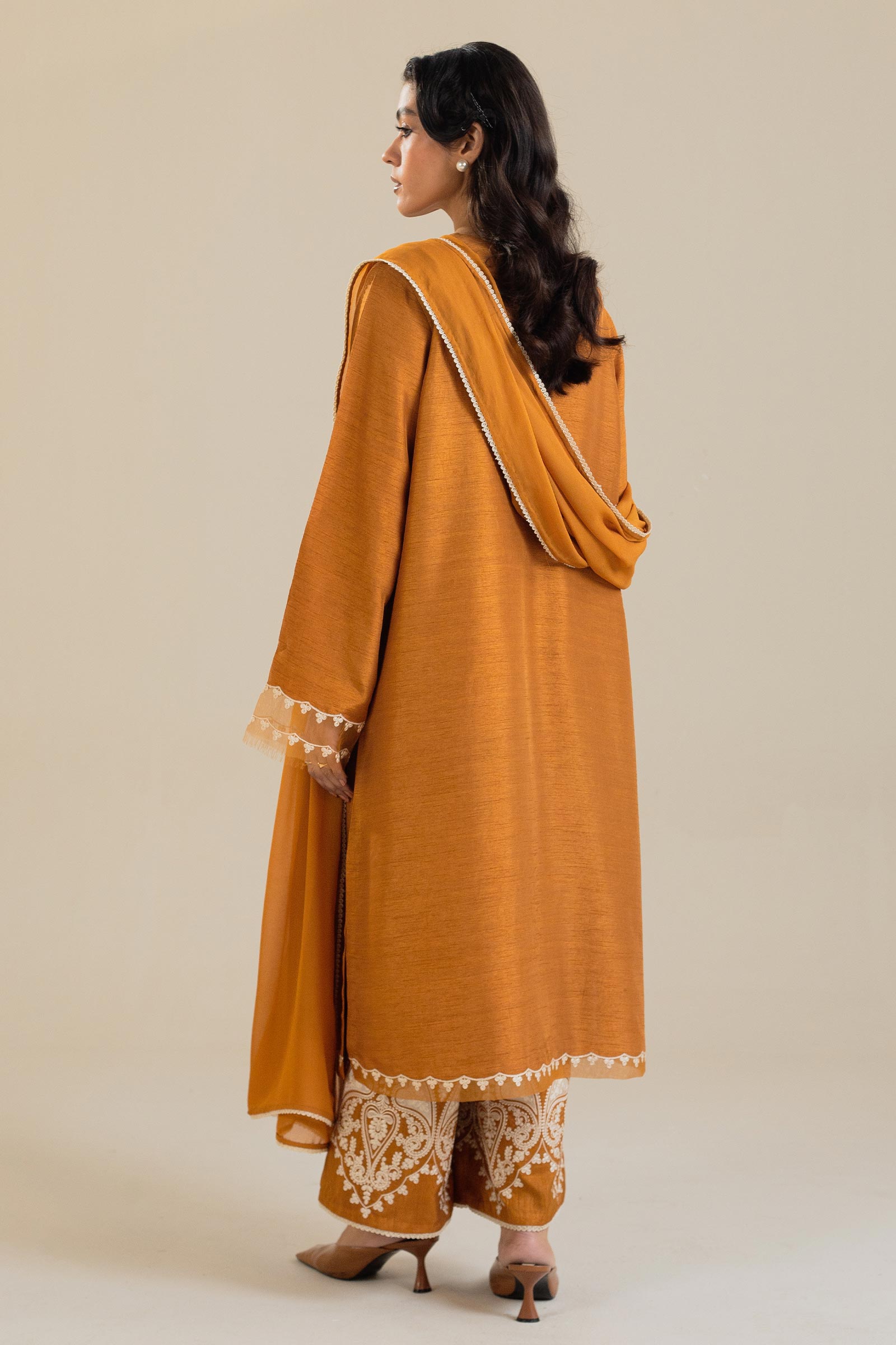 ZC 1987 Zara Shahjahan zc-1987-zara-shahjahan