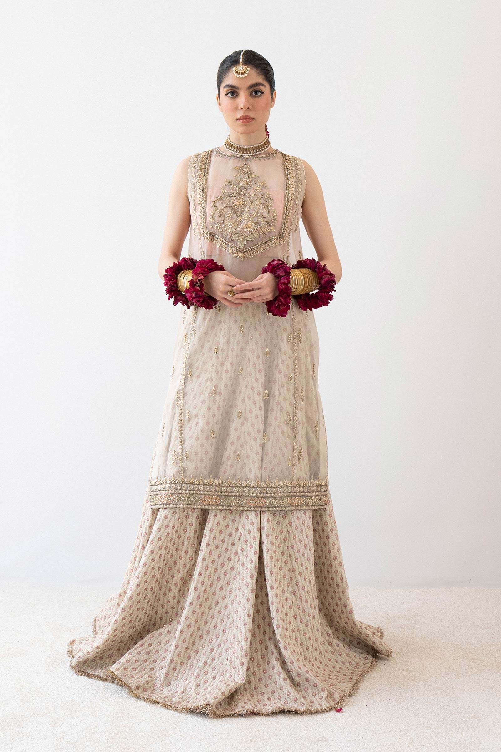 Zara Shahjahan SAFINA, view 1