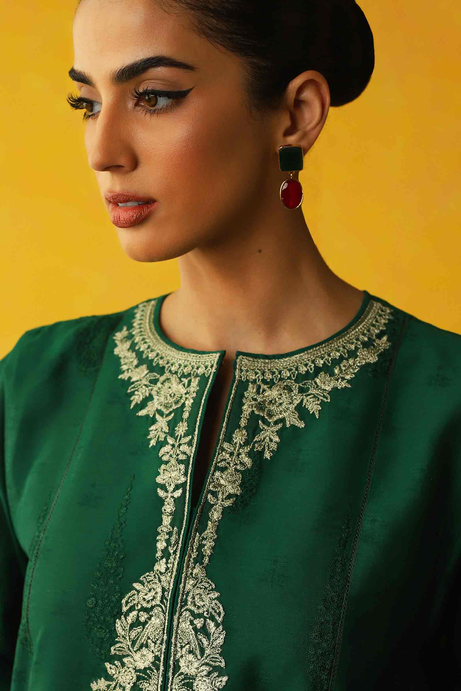 SL-2307-B– Zara Shahjahan