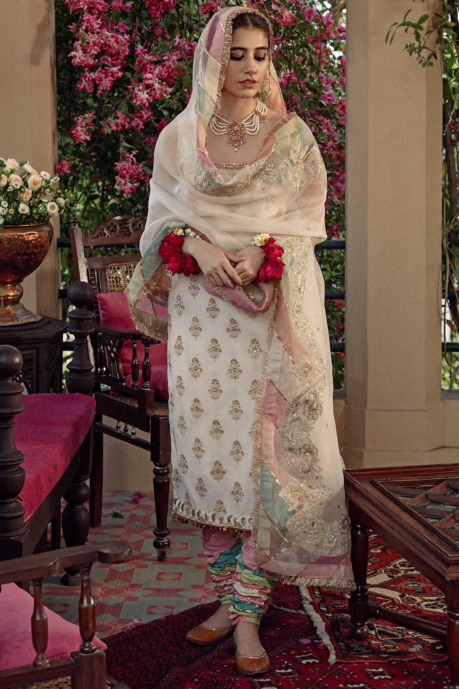 Zara Shahjahan MUMTAZ, view 1